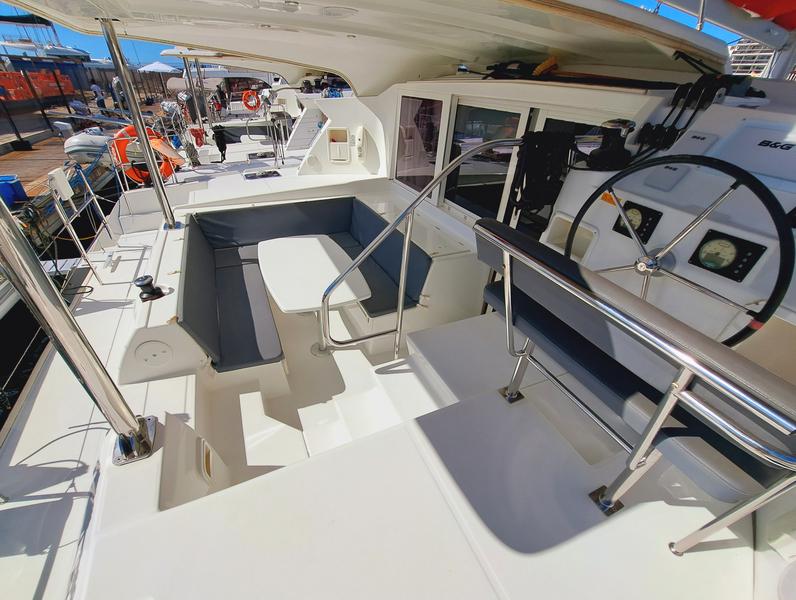 Book yachts online - catamaran - LAGOON 421 - THE MOB 6a BI-3-18-15  - rent