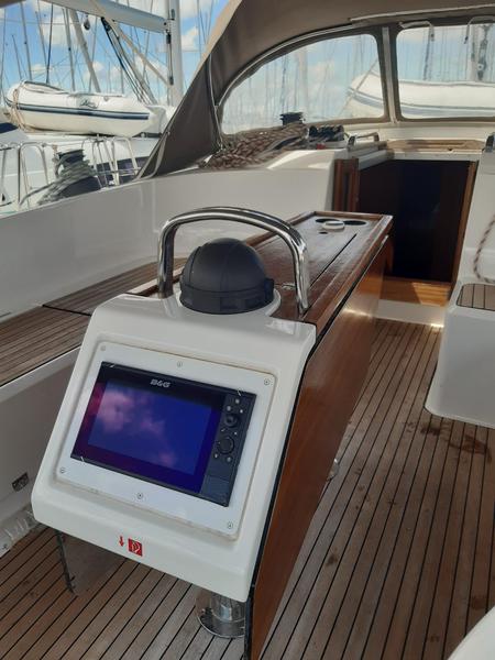 Book yachts online - sailboat - Bavaria Cruiser 46 - PENELOPE - rent