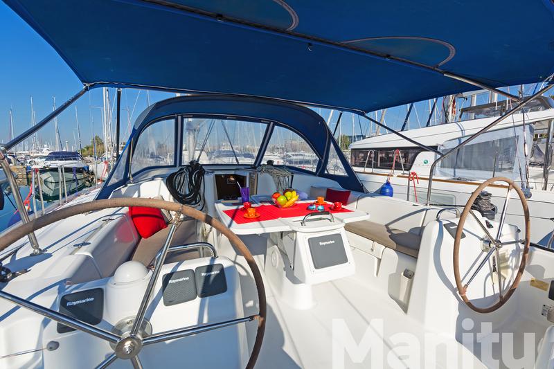 Book yachts online - sailboat - Cyclades 50.5 - Manitu - rent