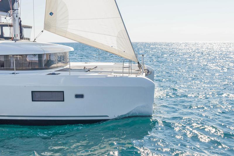 Book yachts online - catamaran - Lagoon 42 A/C &amp; GEN. - Four Seasons - rent