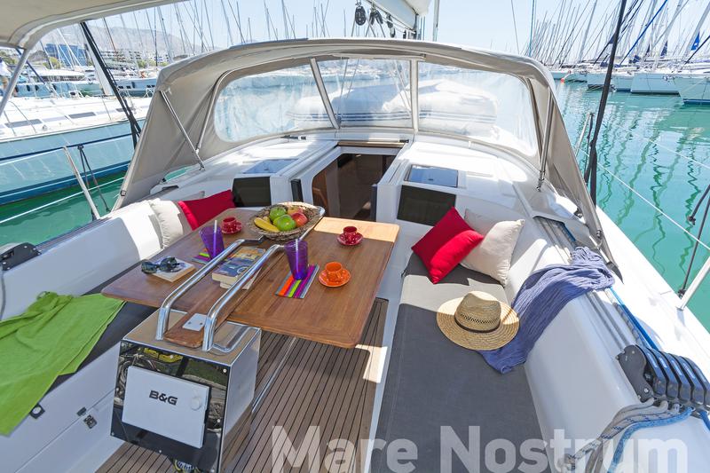 Book yachts online - sailboat - Hanse 385 - Mare Nostrum - rent