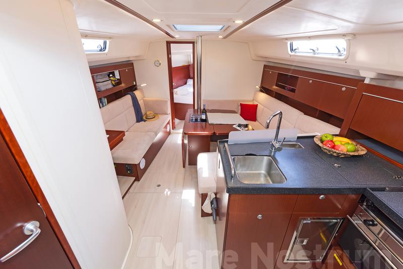 Book yachts online - sailboat - Hanse 385 - Mare Nostrum - rent