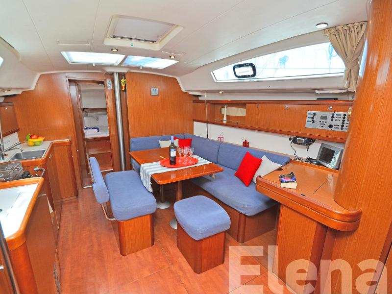 Book yachts online - sailboat - Oceanis 43 - Elena - rent