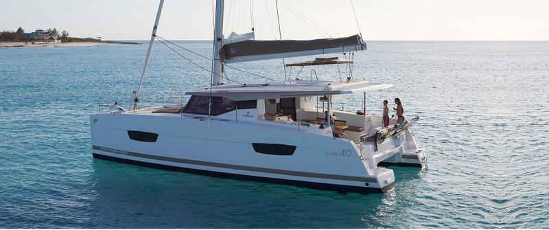 Book yachts online - catamaran - Lucia 40 - E.S. II - rent