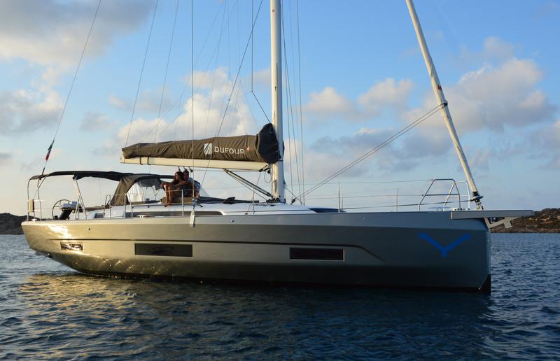 Book yachts online - sailboat - Dufour 470 Owner's version - Euphoria - rent