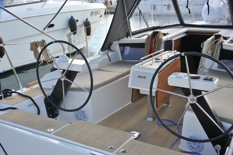 Book yachts online - sailboat - Dufour 360 GL - Else - rent