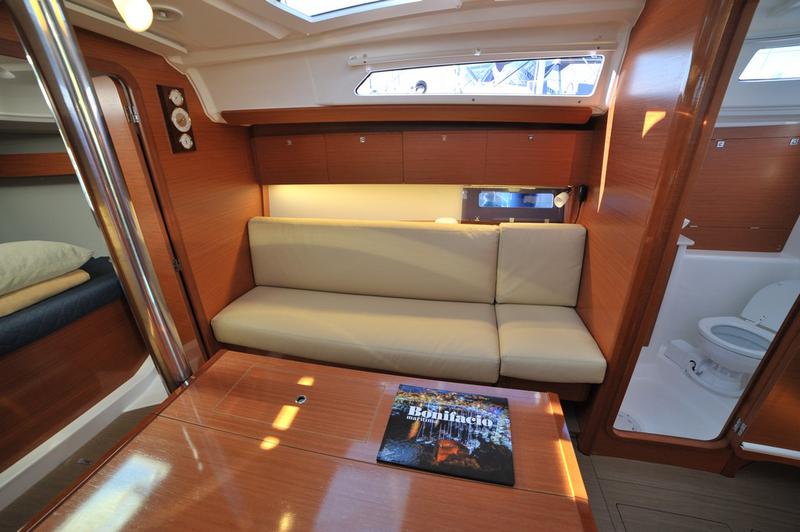 Book yachts online - sailboat - Dufour 360 GL - Else - rent