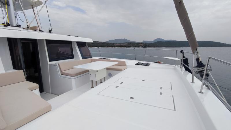 Book yachts online - catamaran - Bali 4.8 - Physeter - rent