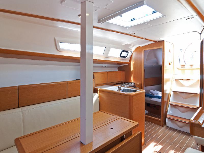 Book yachts online - sailboat - Sun Odyssey 33i - Buena Suerte - rent