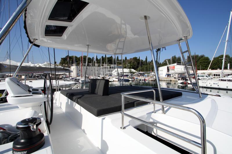 Book yachts online - catamaran - Lagoon 50 - Princess Claire - rent