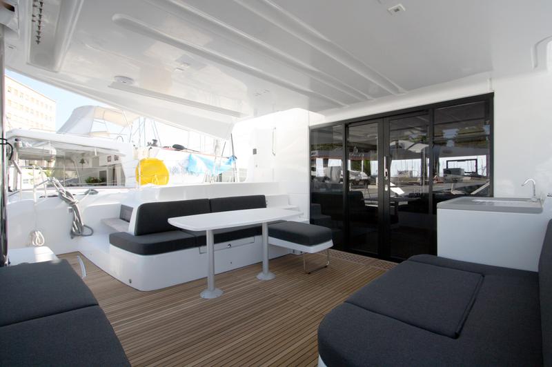 Book yachts online - catamaran - Lagoon 50 - Princess Claire - rent