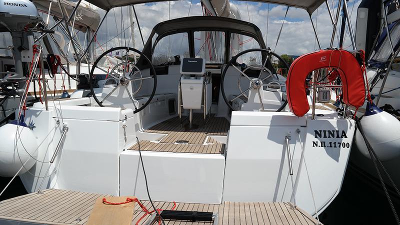 Book yachts online - sailboat - Sun Odyssey 419 - Ninia - rent