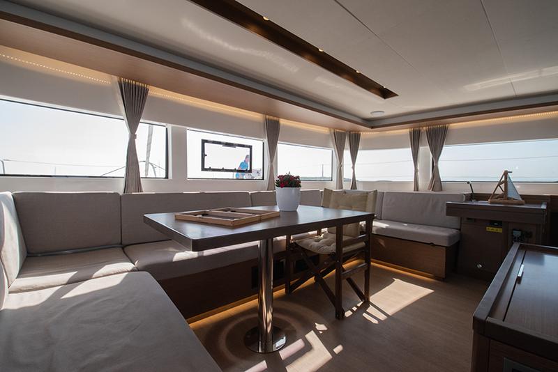 Book yachts online - catamaran - Lagoon 50 - For Sail Again - rent