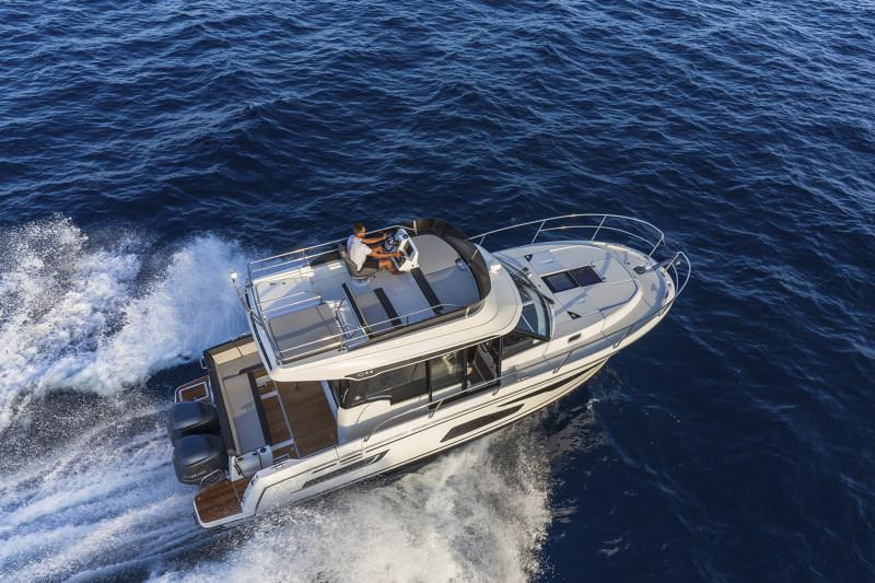 Book yachts online - motorboat - Jeanneau Merry Fisher 1095 FLY - Jeanneau Merry Fisher 1095 Fly - rent