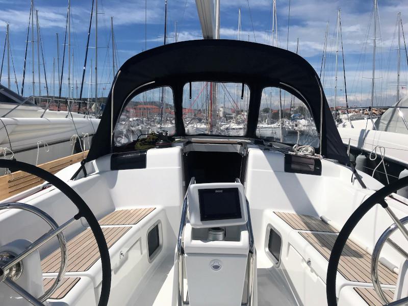 Book yachts online - sailboat - Sun Odyssey 419 - Marley - rent