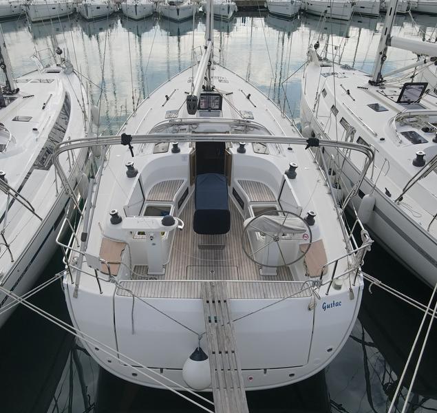 Book yachts online - sailboat - Bavaria Cruiser 45 - Gustac - rent