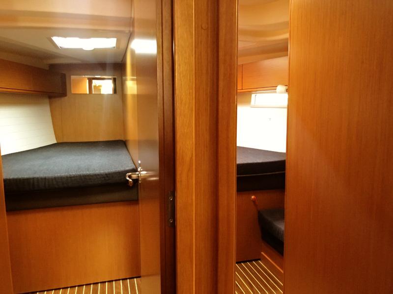 Book yachts online - sailboat - Bavaria Cruiser 51 - Zoilo - rent
