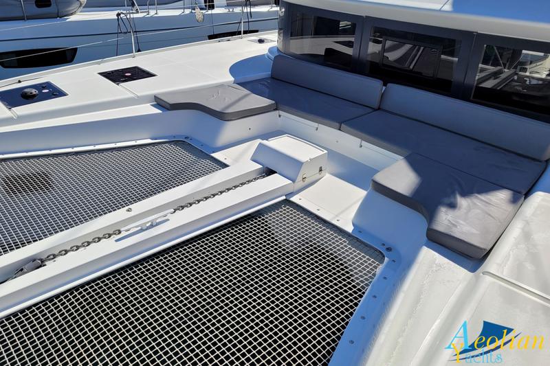 Book yachts online - catamaran - Lagoon 50 - Aeolian Myth - rent