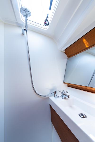 Book yachts online - sailboat - Sun Odyssey 410 - Martha - rent