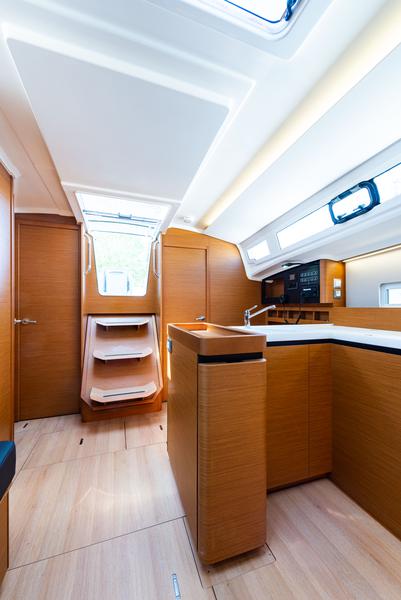 Book yachts online - sailboat - Sun Odyssey 410 - Martha - rent