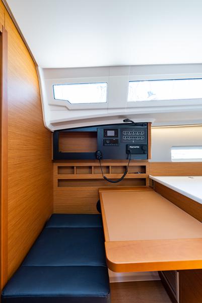 Book yachts online - sailboat - Sun Odyssey 410 - Martha - rent