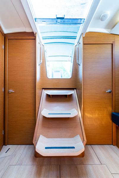 Book yachts online - sailboat - Sun Odyssey 410 - Martha - rent