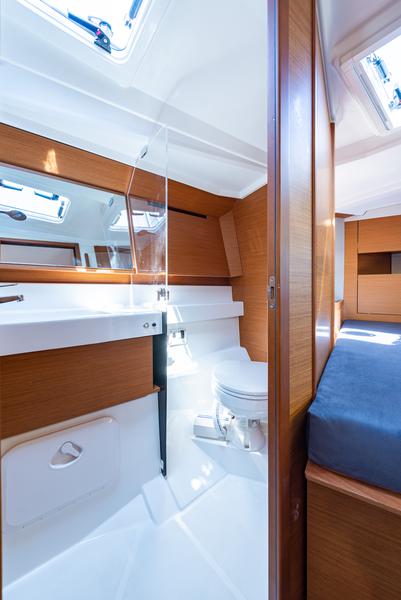 Book yachts online - sailboat - Sun Odyssey 410 - Martha - rent