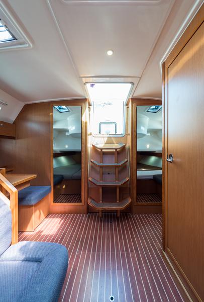 Book yachts online - sailboat - Bavaria 40 Cruiser - Deneb - rent