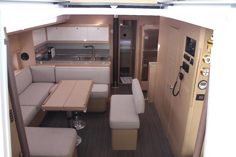 Book yachts online - sailboat - Dufour 530 - Why Not 18 - rent