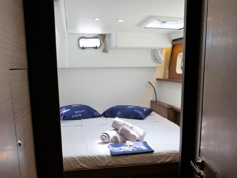 Book yachts online - catamaran - Lagoon 450 - Saga - rent