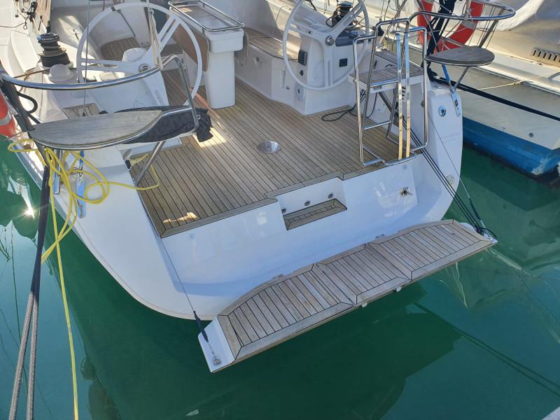 Book yachts online - sailboat - Elan 40 Impression - Karleta - rent