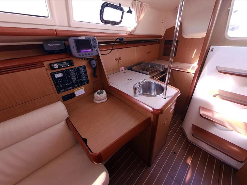 Book yachts online - sailboat - Sun Odyssey 32i - RISTRETTO II - rent