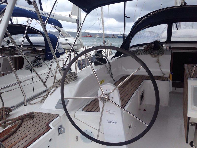 Book yachts online - sailboat - Bavaria Cruiser 51 - Vinni - rent