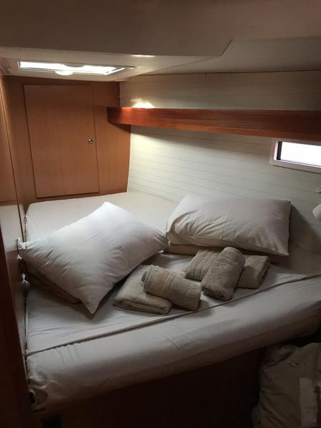 Book yachts online - sailboat - Bavaria Cruiser 45 - Destiny - rent