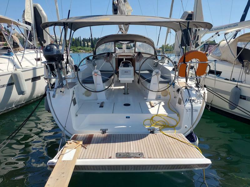 Book yachts online - sailboat - Bavaria Cruiser 41 - Amalfi - rent