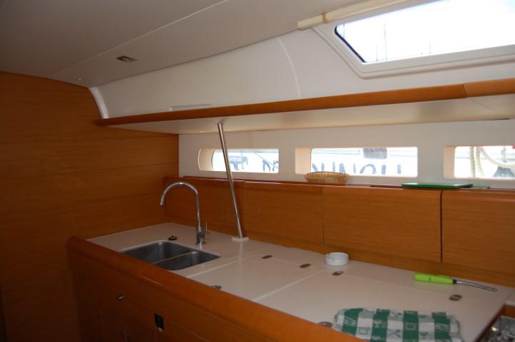 Book yachts online - sailboat - Sun Odyssey 519 - Alboran Champagne (Majorca) - rent