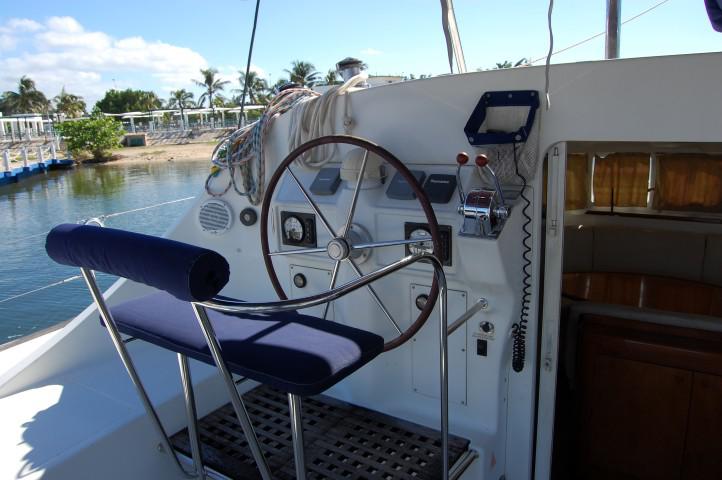 Book yachts online - catamaran - Lagoon 410 - Sofia Cuba - rent