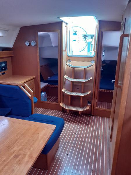 Book yachts online - sailboat - Bavaria 43 Cruiser - Beta  - rent