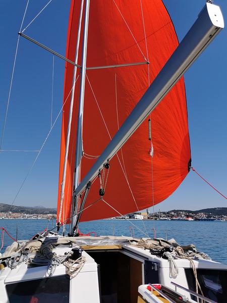 Book yachts online - sailboat - Dufour 350 GL - Sinica - rent