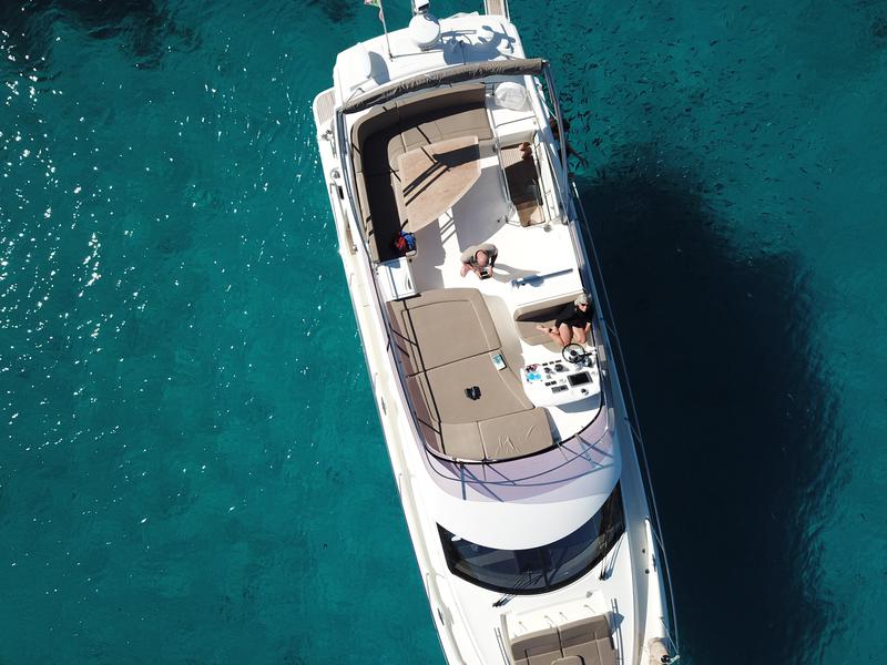 Book yachts online - motorboat - Prestige 500 Fly - Sardegna Blu - rent