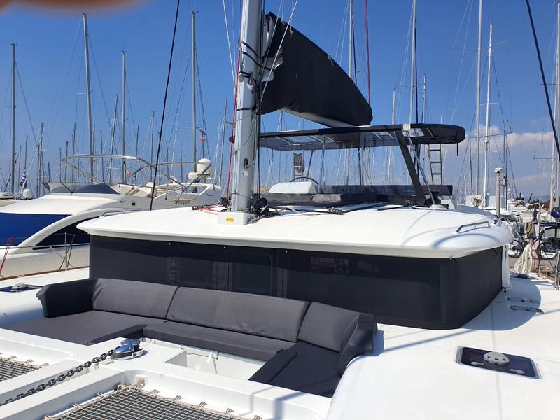 Book yachts online - catamaran - Lagoon 450F - Dioni - rent