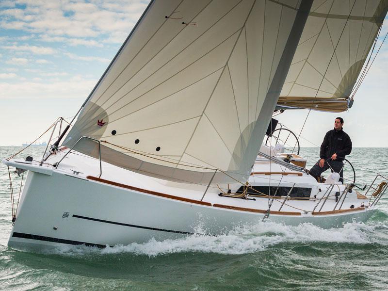 Book yachts online - sailboat - Dufour 350 Grand Large - IDA 2017 - rent