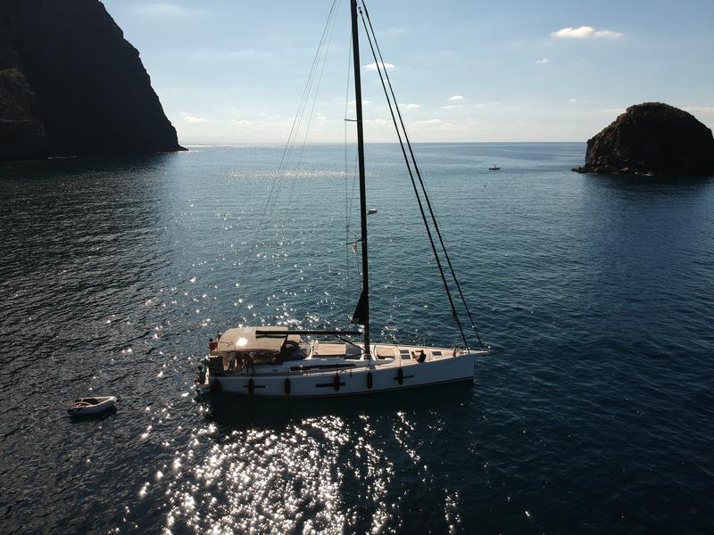 Book yachts online - sailboat - Dufour 56 Exclusive - INVICTUS - rent