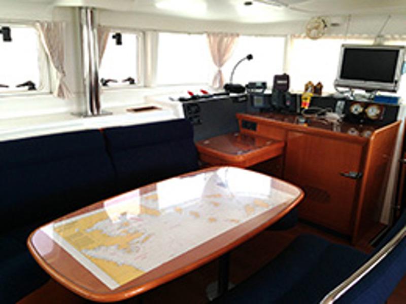 Book yachts online - catamaran - Lagoon 440 - Georgina - rent