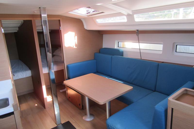 Book yachts online - sailboat - Sun Odyssey 440 - Matilda - rent