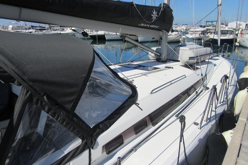 Book yachts online - sailboat - Sun Odyssey 440 - Matilda - rent