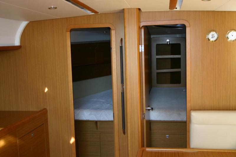 Book yachts online - sailboat - Sun Odyssey 44i - Alcor  - rent