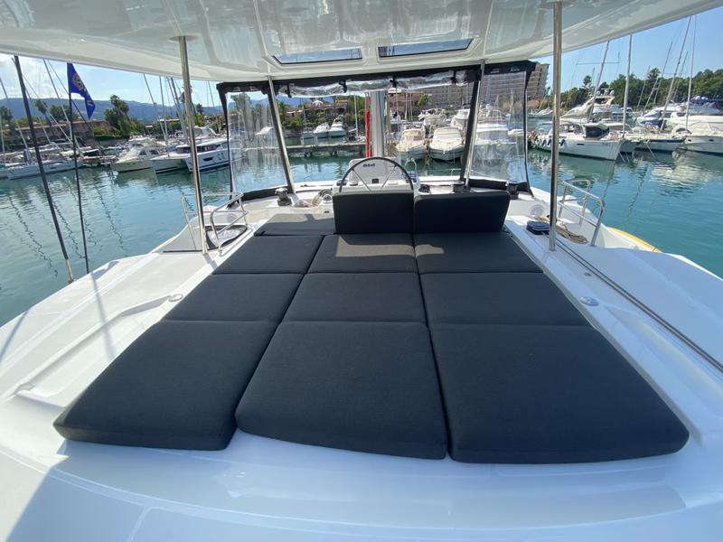 Book yachts online - catamaran - Lagoon 50 - Coraline - rent