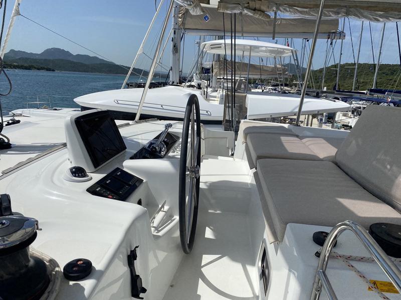 Book yachts online - catamaran - Lagoon 46 - Rolling Stones (A/C, WM, Generator, Inverter 12/220V) - rent