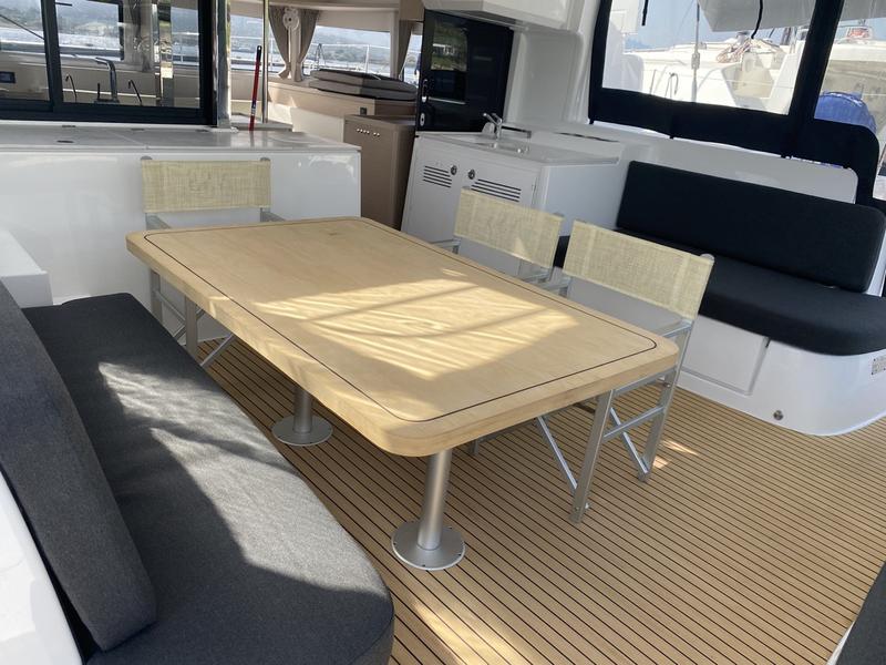 Book yachts online - catamaran - Lagoon 46 - Archè II - rent